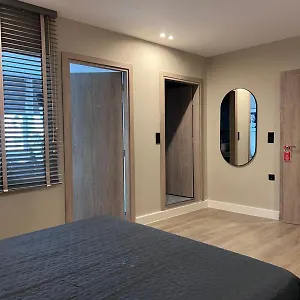Apartmanhotel Luxor Premium, Szaloniki